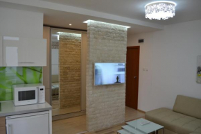 Отель Peevi Apartments  Несебыр